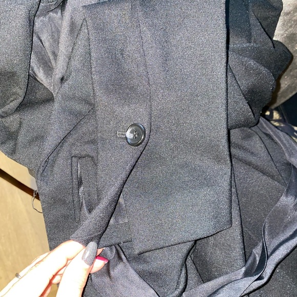 Elizabeth and James Fitted Structured blazer jacket with silk tie around waist - Picture 14 of 17